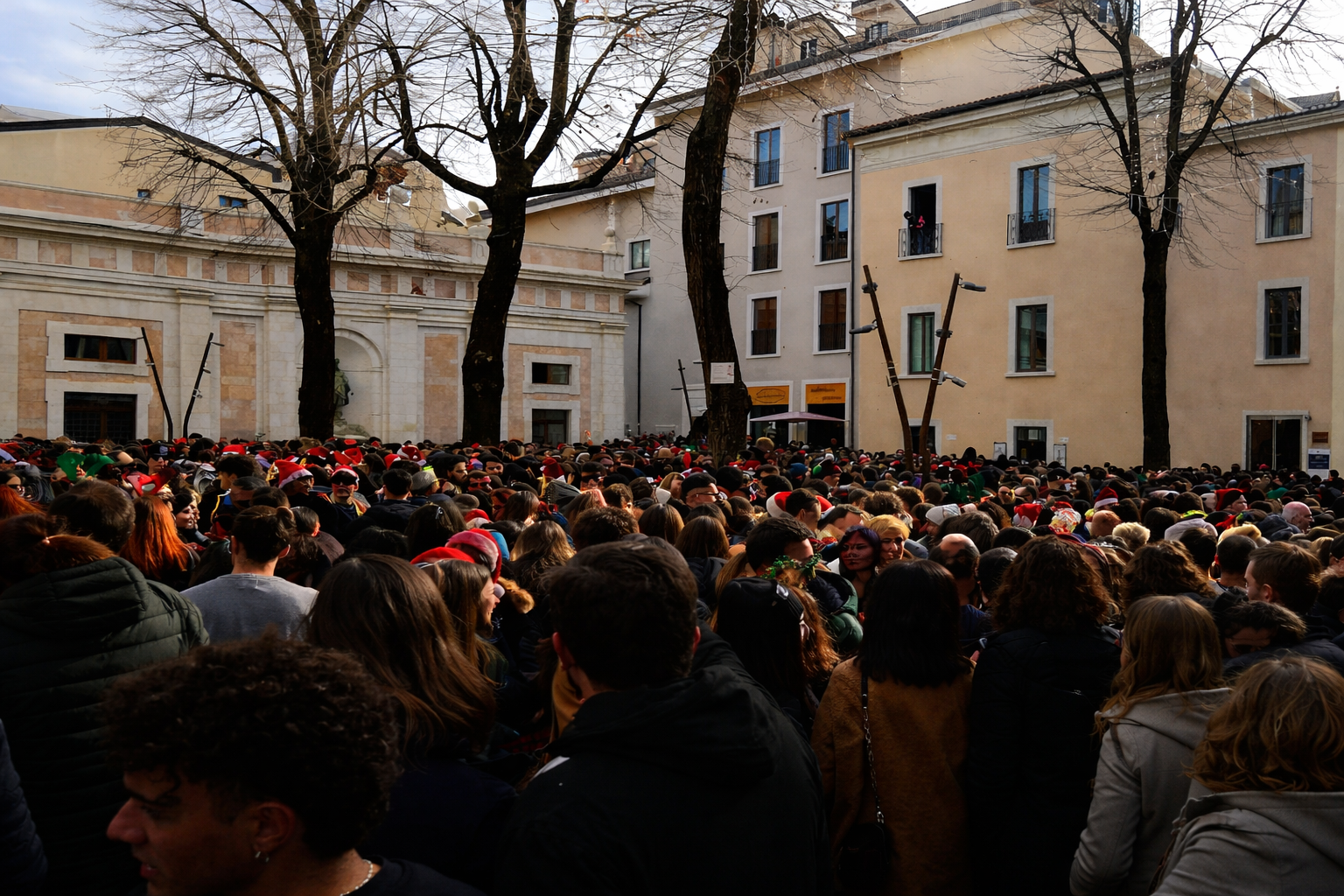 L’aperitivo della Vigilia a L’Aquila: guida ai locali e al buonsenso